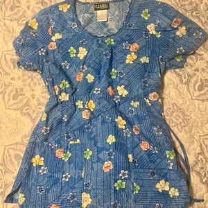 Runway by Cherokee scrub top